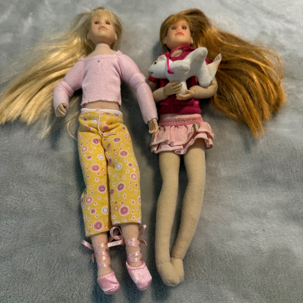Only Hearts Club Dolls Lot of 2 w/ Outfits & Plush‎ Dog Early 2000s